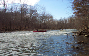 picture of canoe and kayak on the river