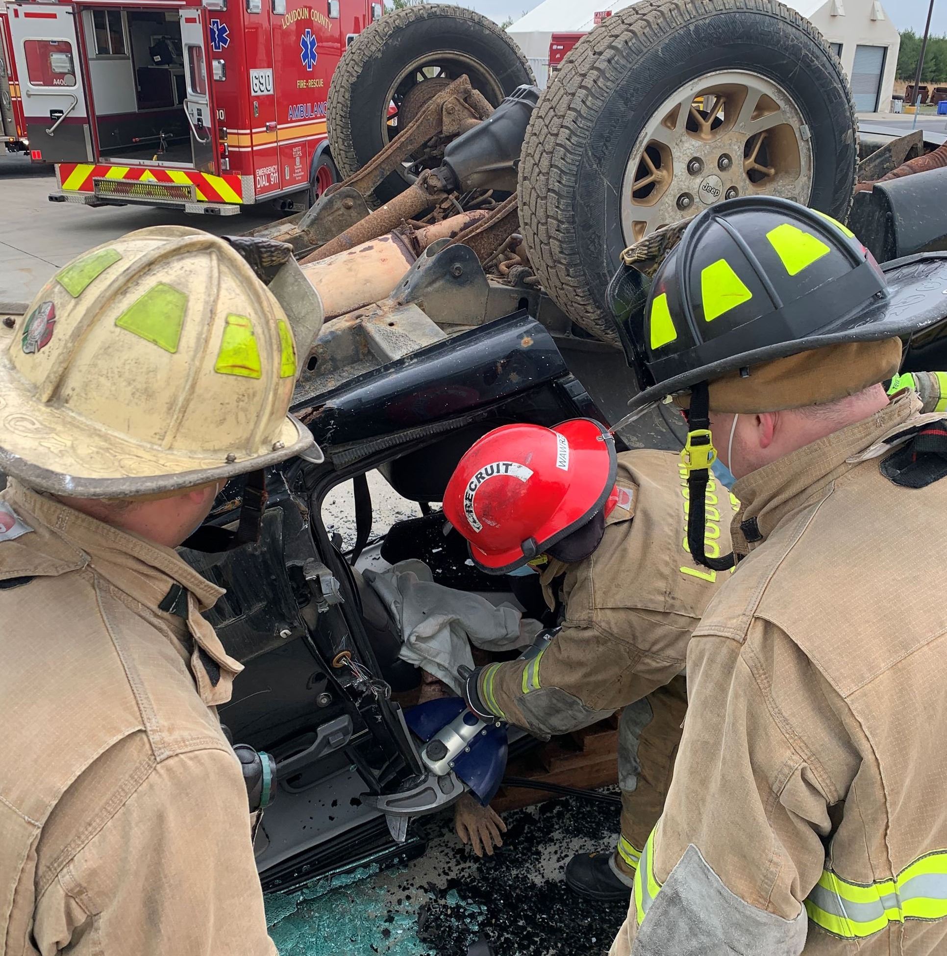 LCFR Recruits Practice a Vehicle Extrication